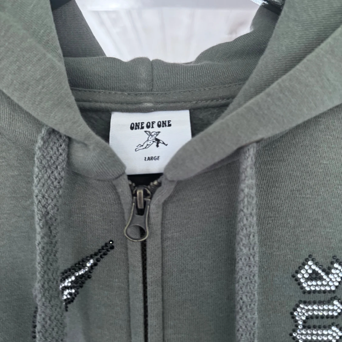 One of one zip  - 90