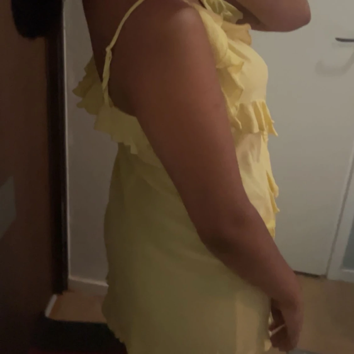 Gul kortklänning - 90