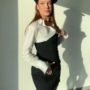 Svart zara klänning  - Bandeau formad, använd 2 ggr, som ny. 