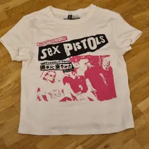 Cool t-shirt från H&M på bandet Sex Pistols☆