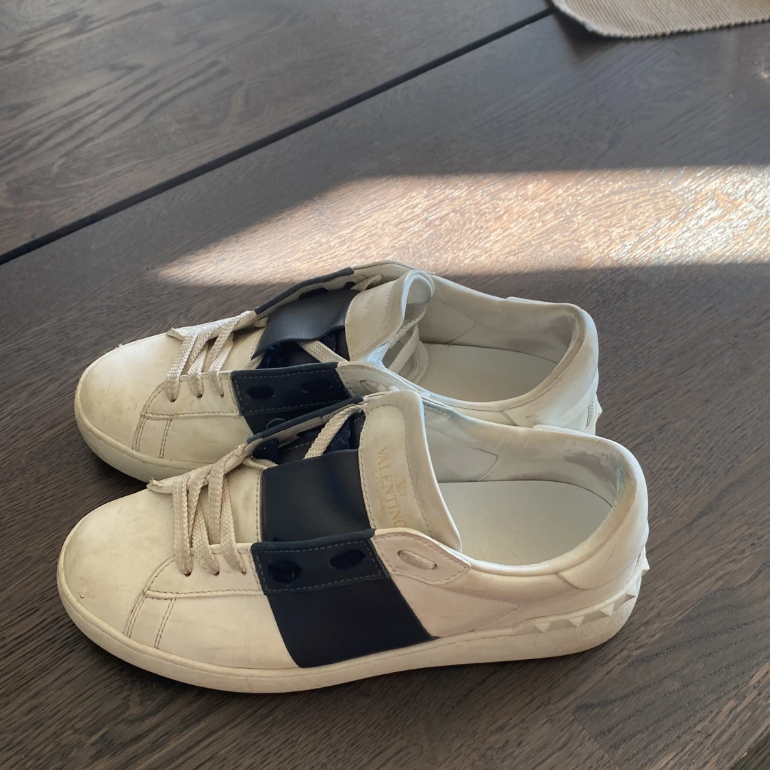 Valentino opens - 90