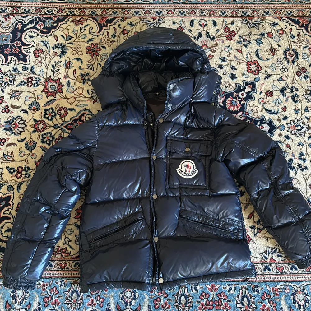 MONCLER jacka storlek 3. Jackor.