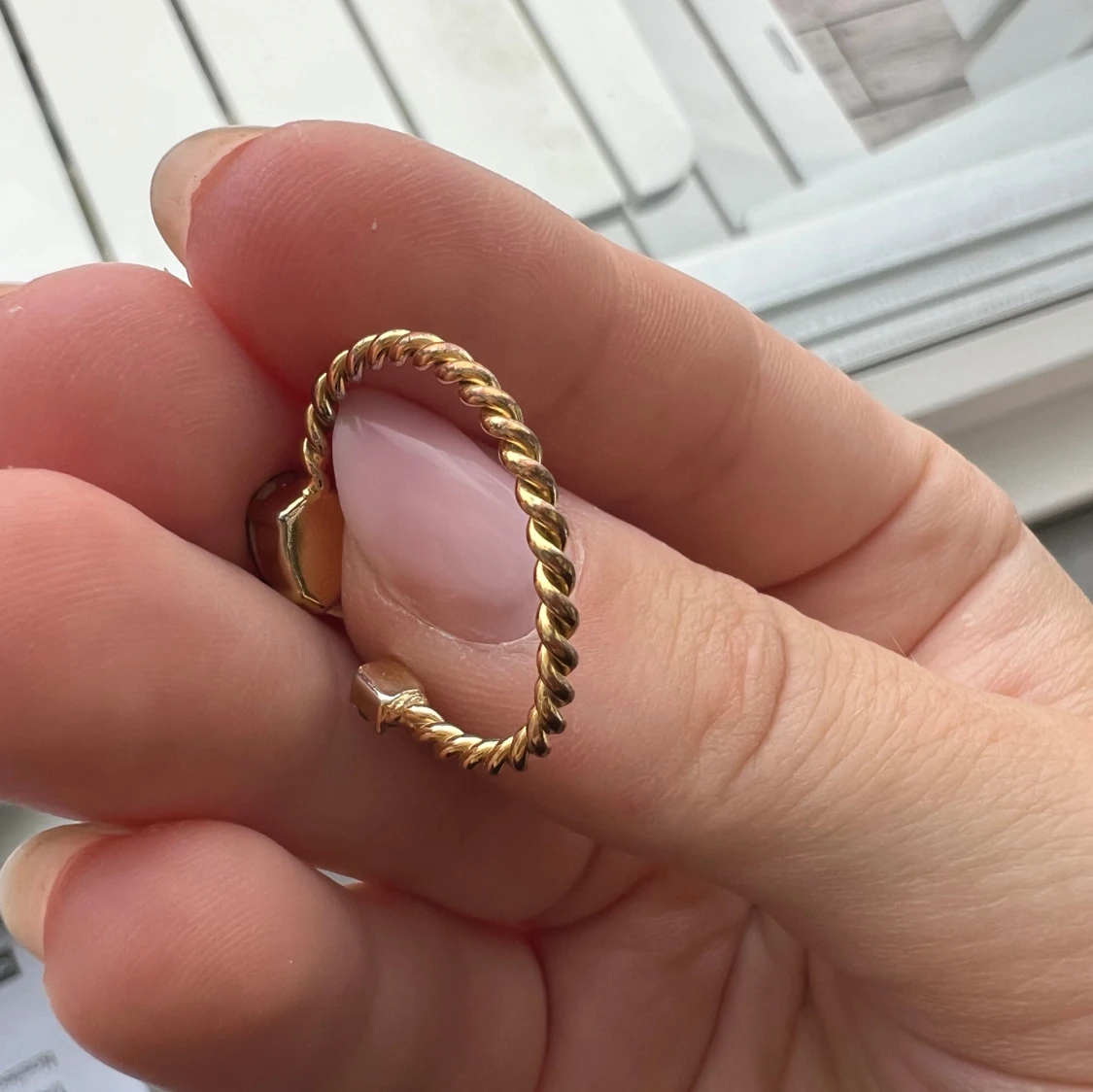 Caroline svedbom ring  - 91