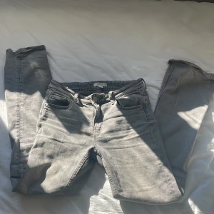 Gina jeans🩷 - Säljer nu dessa sååå snygga Gina Young jeans🩷