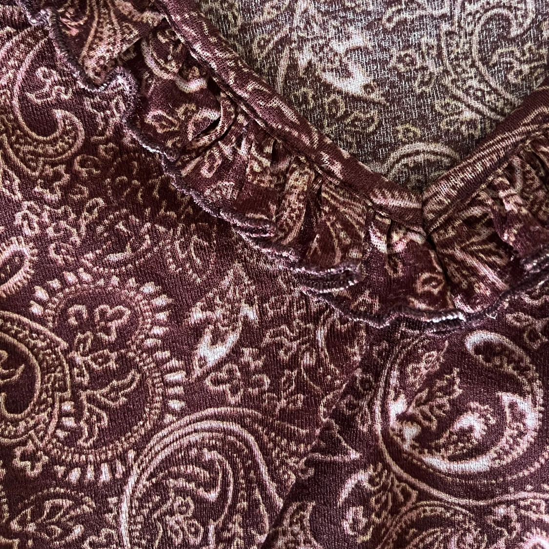 Brun mönstrad topp - 93