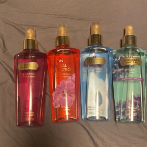 Victoria’s secret body mist - 300 för alla 4! Annars 1 st för 90. Olika body mists från victoria’s secret! Alla är mer än hälften fulla. Locket saknas på en av dem