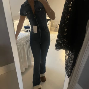 Jeansdress - Populär helt oanvänd jeansdress från bershka 👖