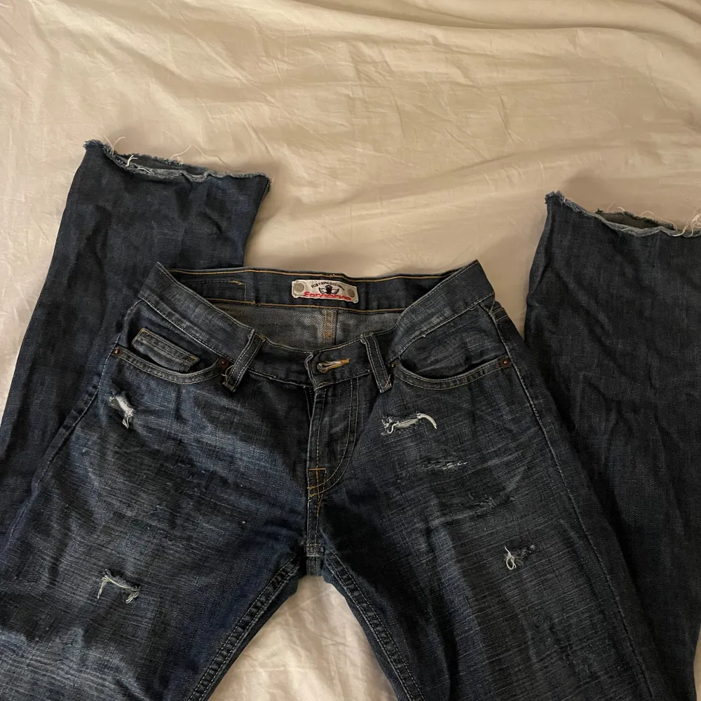 Supercoola jeans som jag inte använder längre. Köpta secondhand!. Jeans & Byxor.