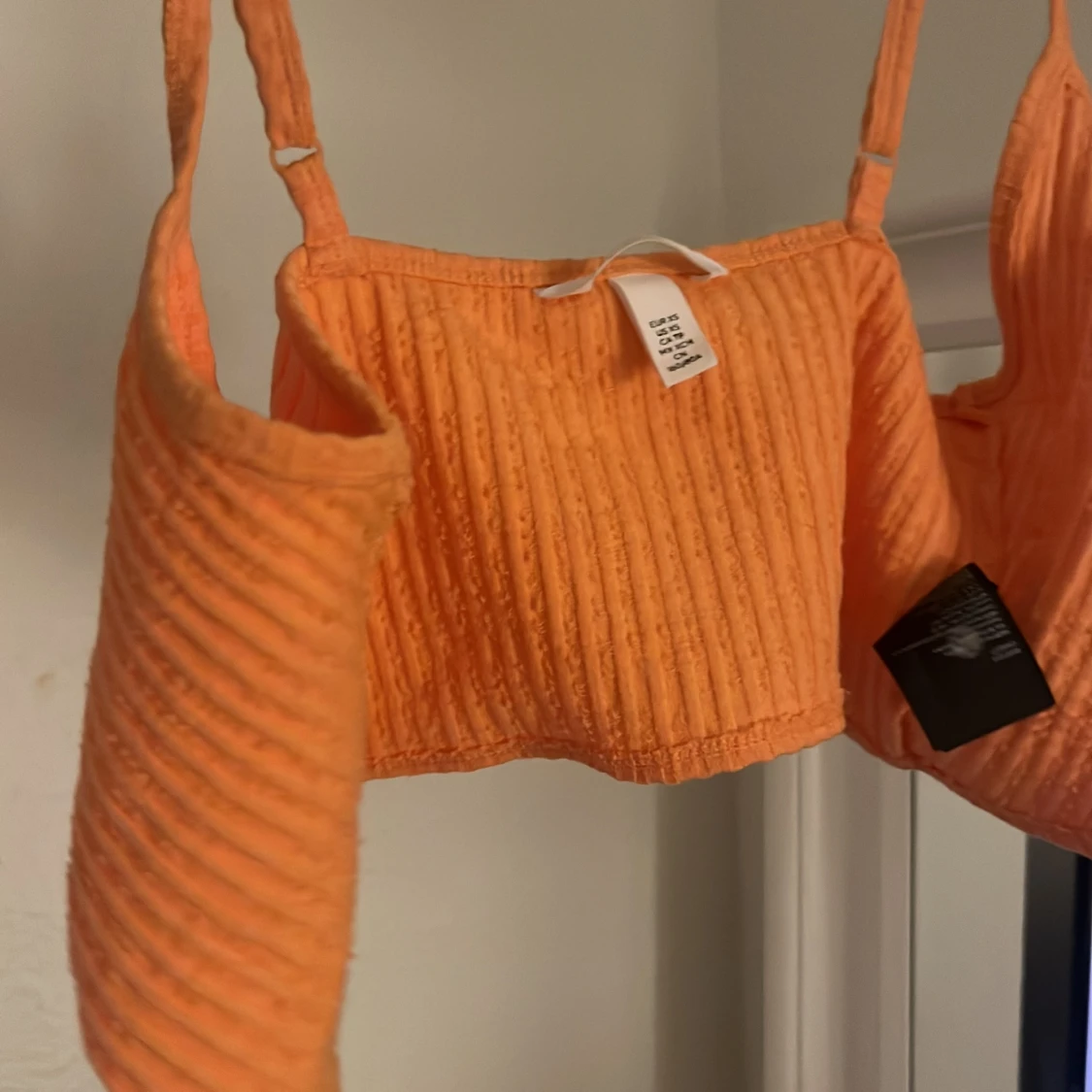 Orange ribbad topp - 91