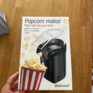 Popcornmaskin - En popcornmaskin som aldrig har använts. Helt oöppnad 💕