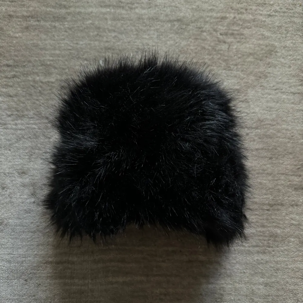 Fet fur hat går styla bra. Accessoarer.