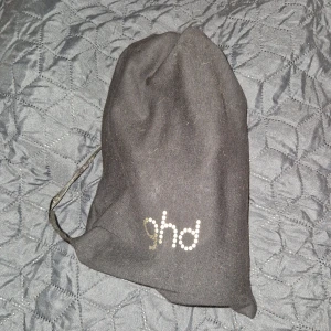 Hårfön ghd  - Travelsize hårfön från ghd, bra skick knappt använd mycket fin 