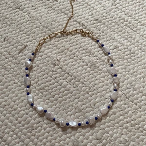 Halsband - Super gulligt halsband🤍🤍som är köpt för länge sedan men är i bra skick💞priset går att diskutera💞💞