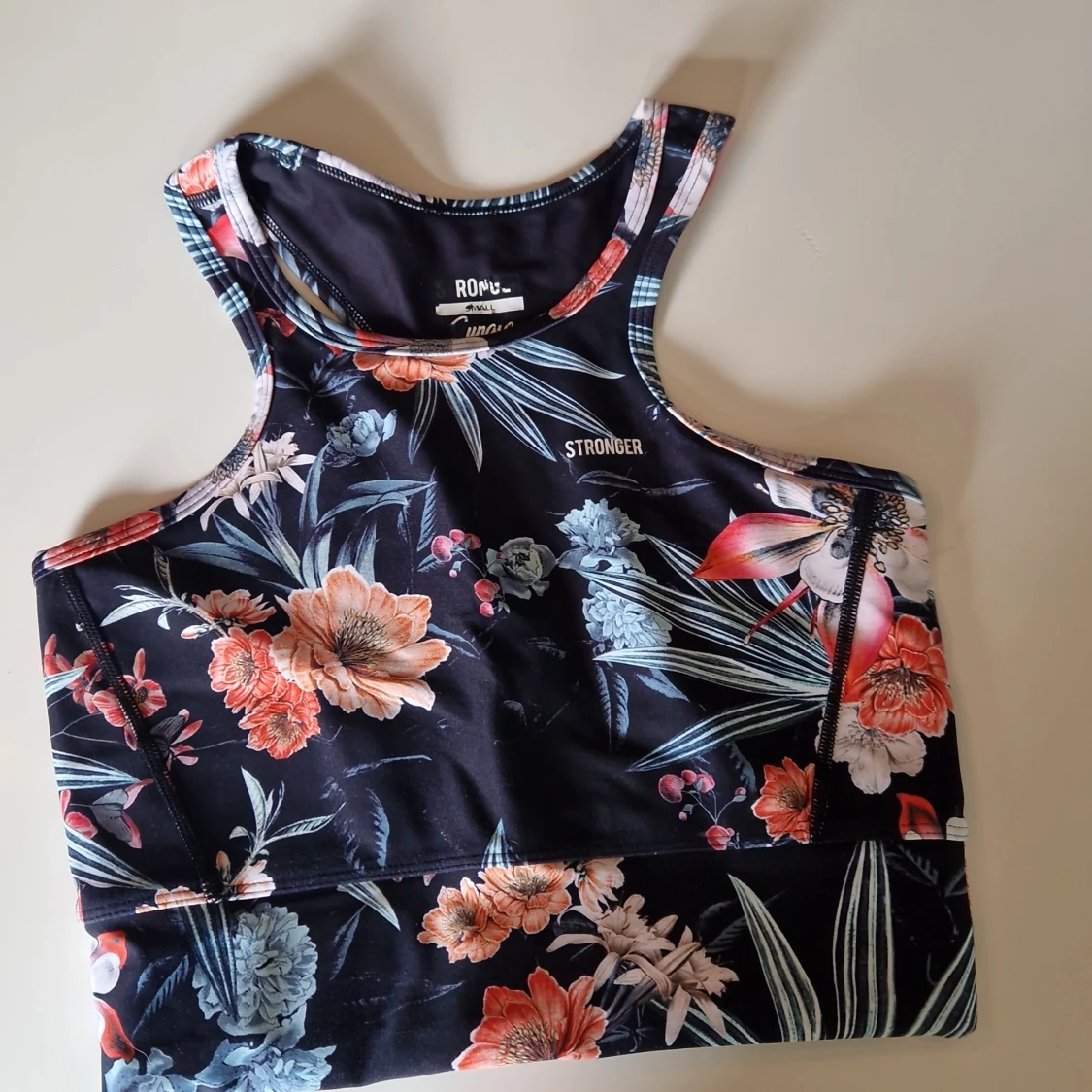 Träningstop från stronger