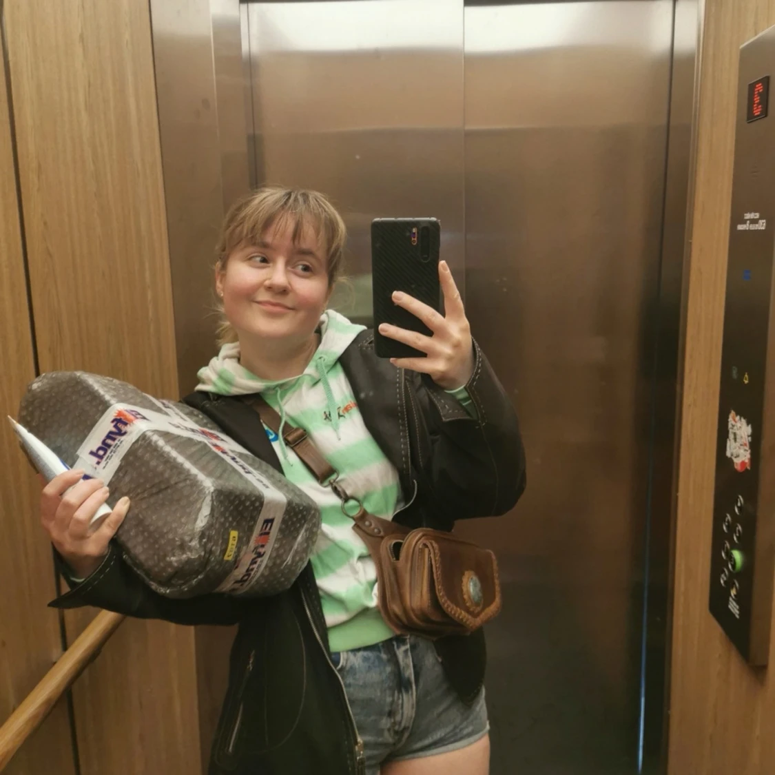 (S) Grön- och vitrandig hoodie från Nike - 4