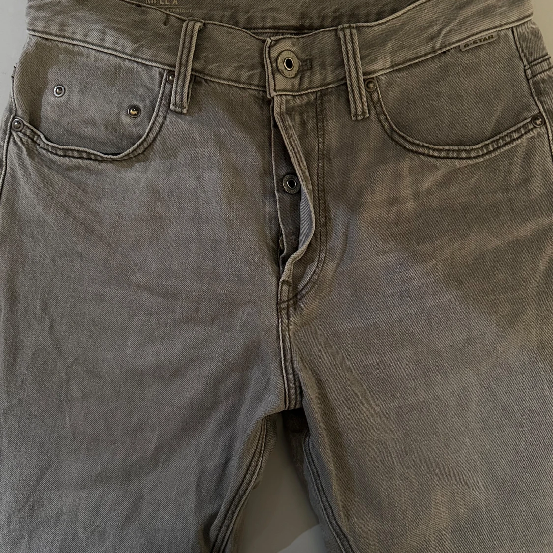 G-Star jeans modell Triple A Straight ljusgrå 28x32 - 1