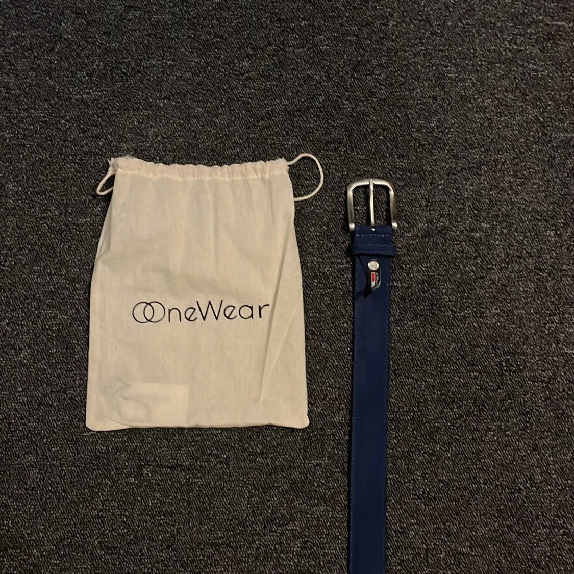 Blått mocka bälte från OneWear