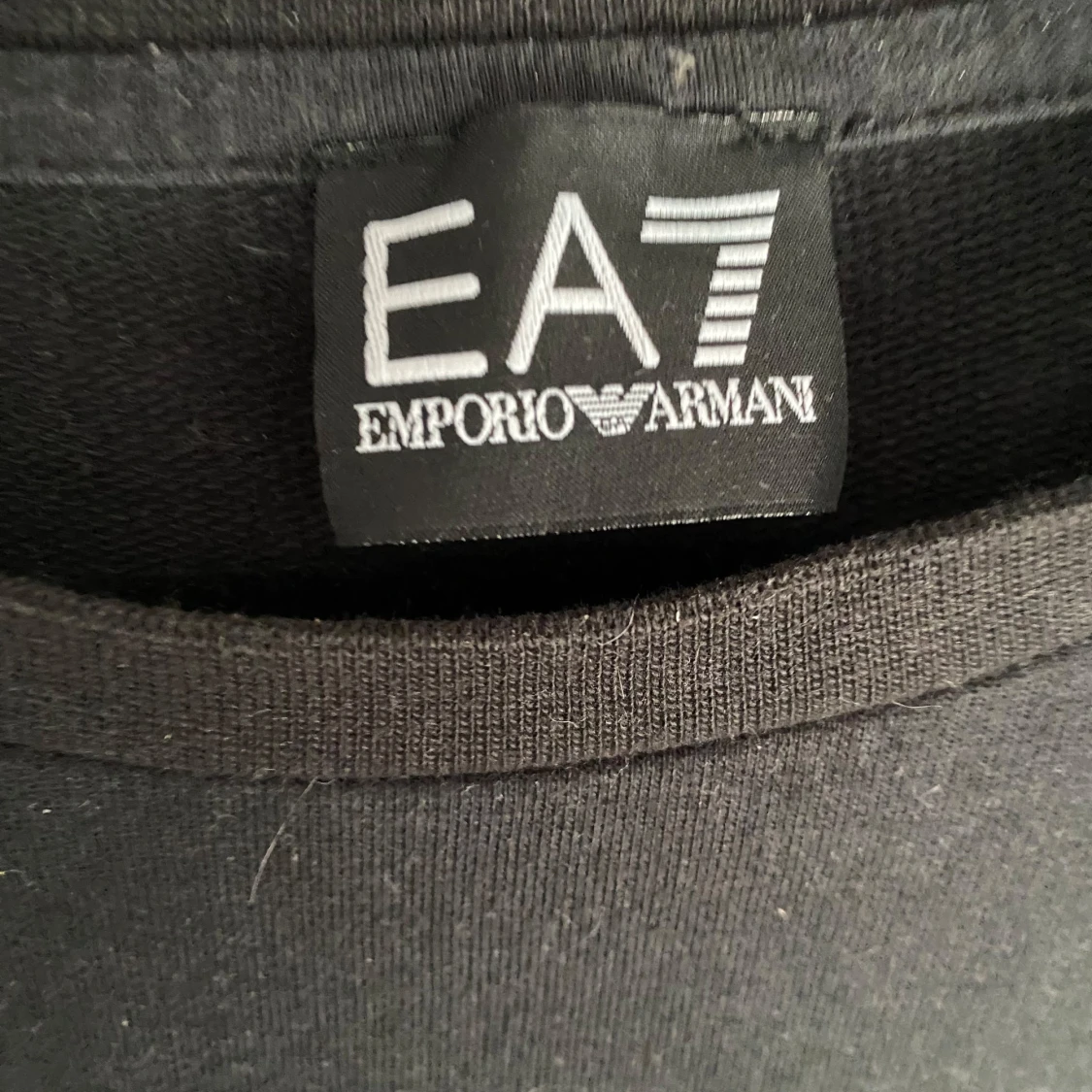 Svart tröja från Emporio Armani - 1