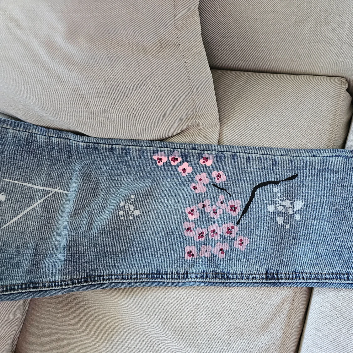 Riots målade jeans med körsbärsblommor - 3