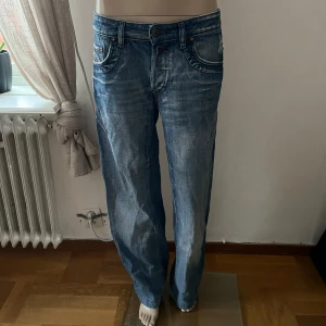 Blå jeans från Diesel retro vintage  - Se bilder