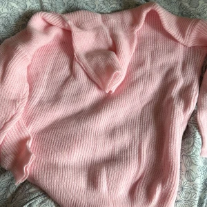 Rosa tröja - Ljus rosa tröja ej märkes