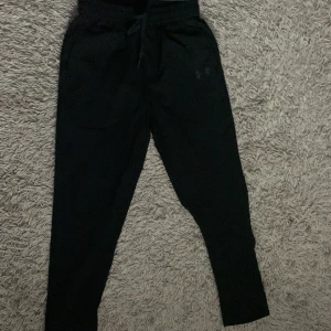 Under armour byxor - Under armour byxor oanvända 