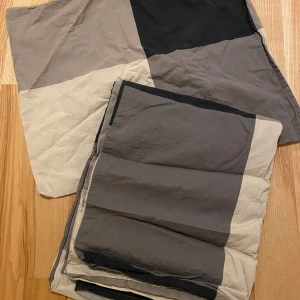 Bäddset - Använt och skicket därefter. 