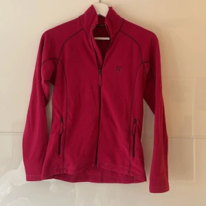 Haglöfs fleece - En rosa fleece från haglöfs, en perfekt fleece inför vintern!💕❄️