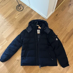 Moncler Montengenevre - Använd I mycket gott skick