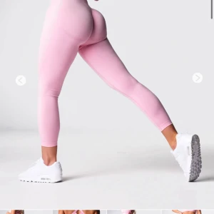 Helt nya Nvgtn tights  - Helt nya med lappen kvar Stl M ,  passar nog även S då dom är väldigt stretchiga. Nypris 599 + tull