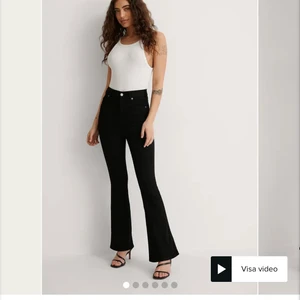 Dr Denim Bootcut Jeans st S - Bra skick, inte använt så mycket. Säljer pga att jag aldrig får användning för dom💘