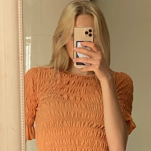 Fin tröja från Gina Tricot - Mycket bra skick. Endast testad. Säljer för att den är för liten.