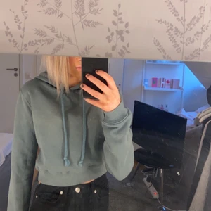 Kroppad huddie  - Storlek Xs pris:100kr