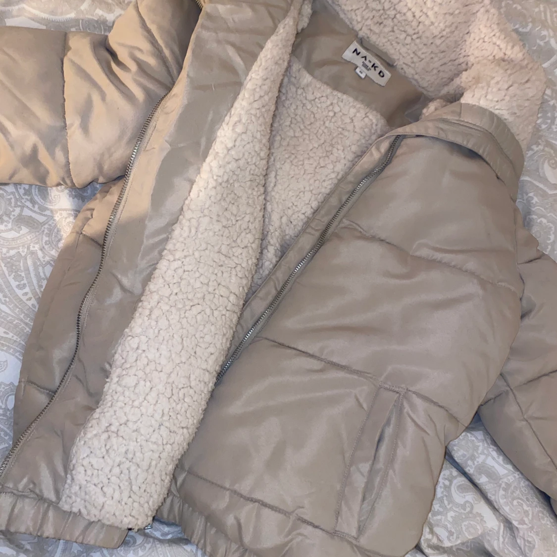 Beige teddy jacka - 90