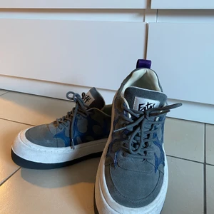 Eytys  - jätte fina skor ifrån eytys, använda ett fåtal gånger!  Nypris: 2000kr, frakt tillkommer💖💖