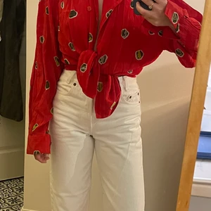 Blus Vintage - inköpt på beyond retro 