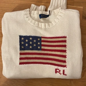 Stickad Ralph lauren tröja  - köpt för 2 år sen för 1400kr, säljer för 300kr