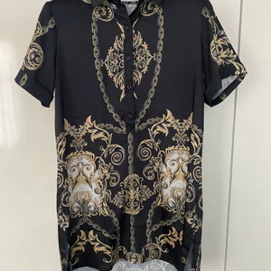 NA-KD blus - Som ny, använd en gång 