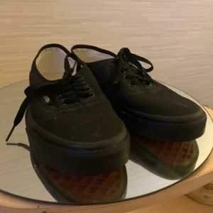 Vans - Ett par svarta vans aldrig använt