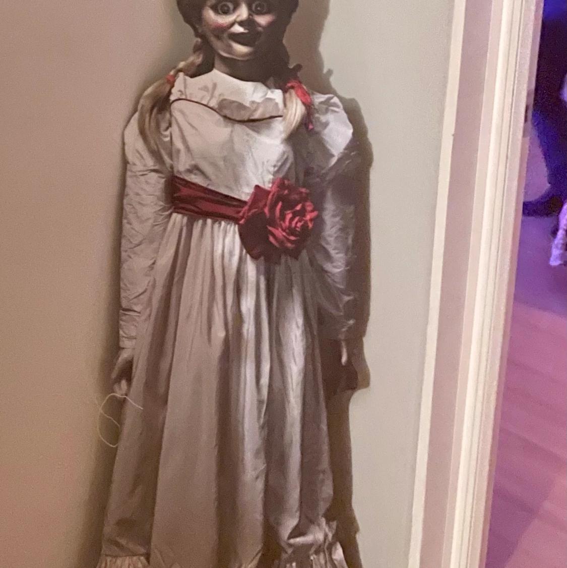 Anabelle kartongfigur - 90