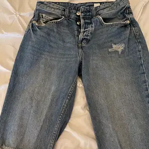 Hm boyfriend jeans worn a couple times size 34 