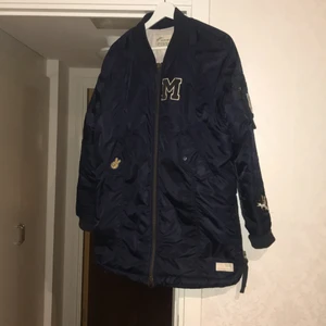 Oss Molly  - Mörk blå som ny