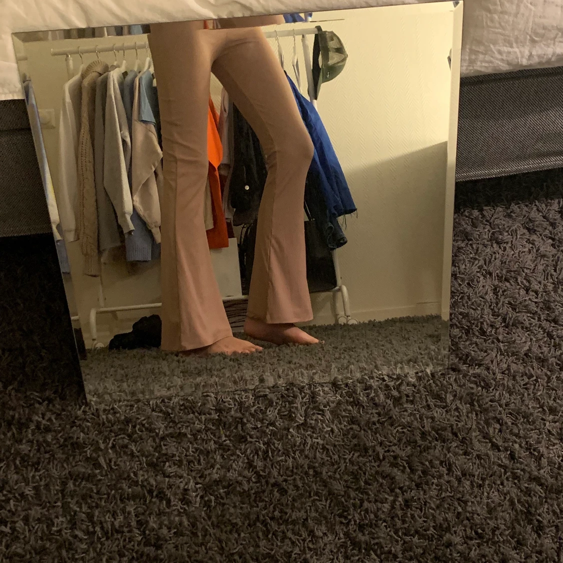 Utsvängda byxor - 90