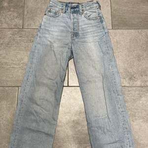 Levis jeans storlek 23 150kr +ev frakt 