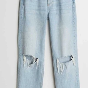 Fina jeans💙 - Ett par skit fina jeans från gina lite skrynkliga men dom ser bra ut på en💙💙