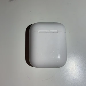 Apple airpodds - Utan lurarna men helt fungerande skal