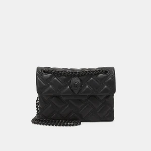 Kurt geiger väska - Säljer min skitsnygga Kurt geiger väska! Köpt på zalando i somras för 1945kr. Endast använd i somras därav i toppskick! Det är den lilla storleken✨ Skriv till mig om fler bilder önskas!🥰 köparen står för frakten!