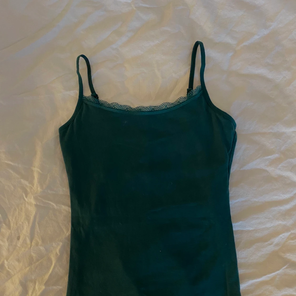 Grönt Linne med spets