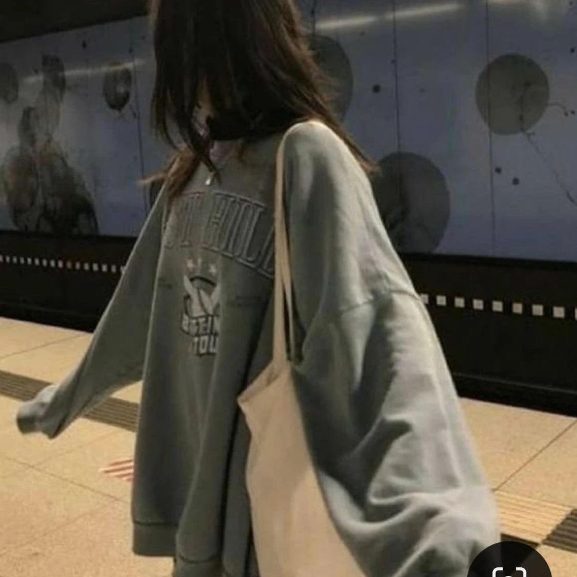 Retro stil collage tröja