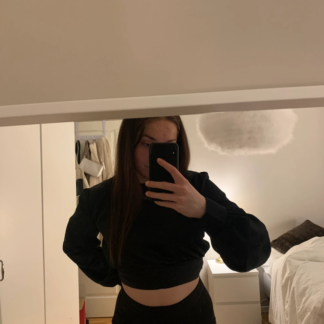 Svart topp med öppen rygg - 90